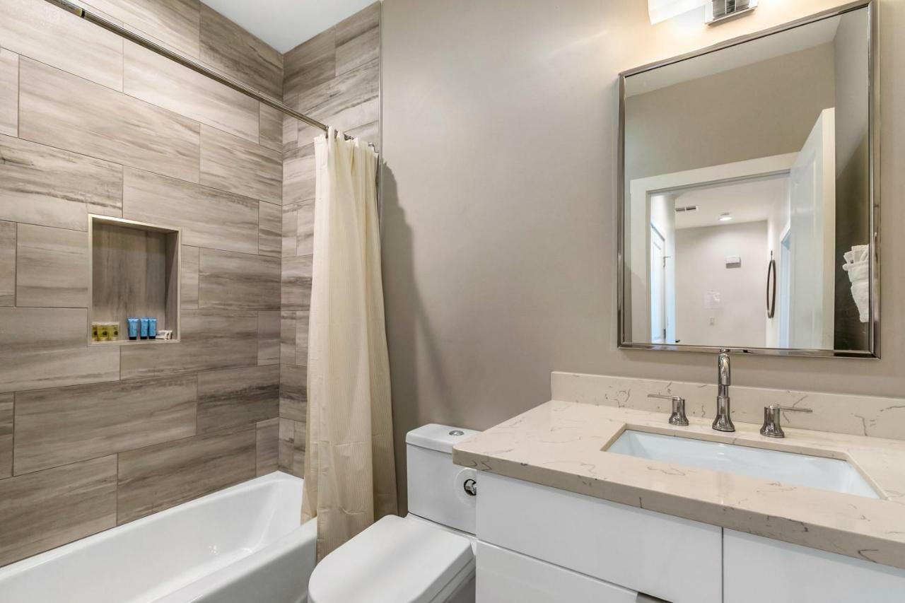 Stunning Townhouse With Amenities Villa New Orleans Ngoại thất bức ảnh