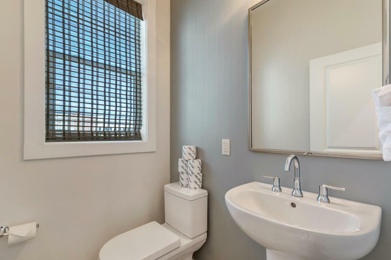 Stunning Townhouse With Amenities Villa New Orleans Ngoại thất bức ảnh